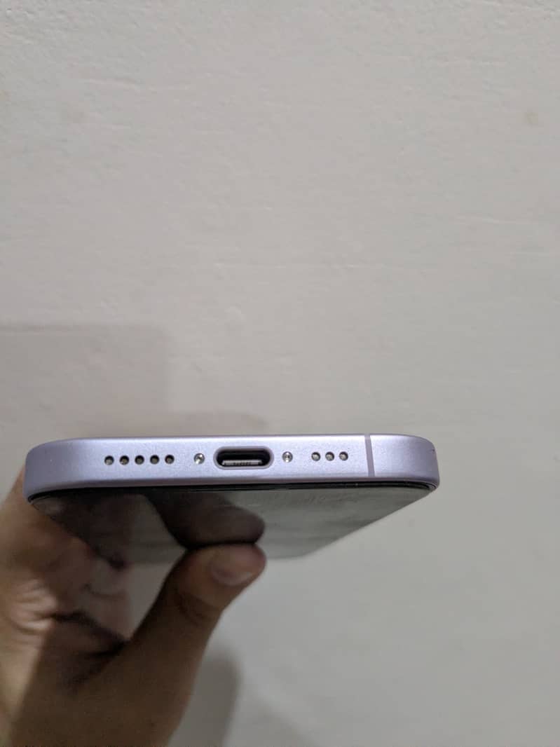 Apple iPhone 17 8