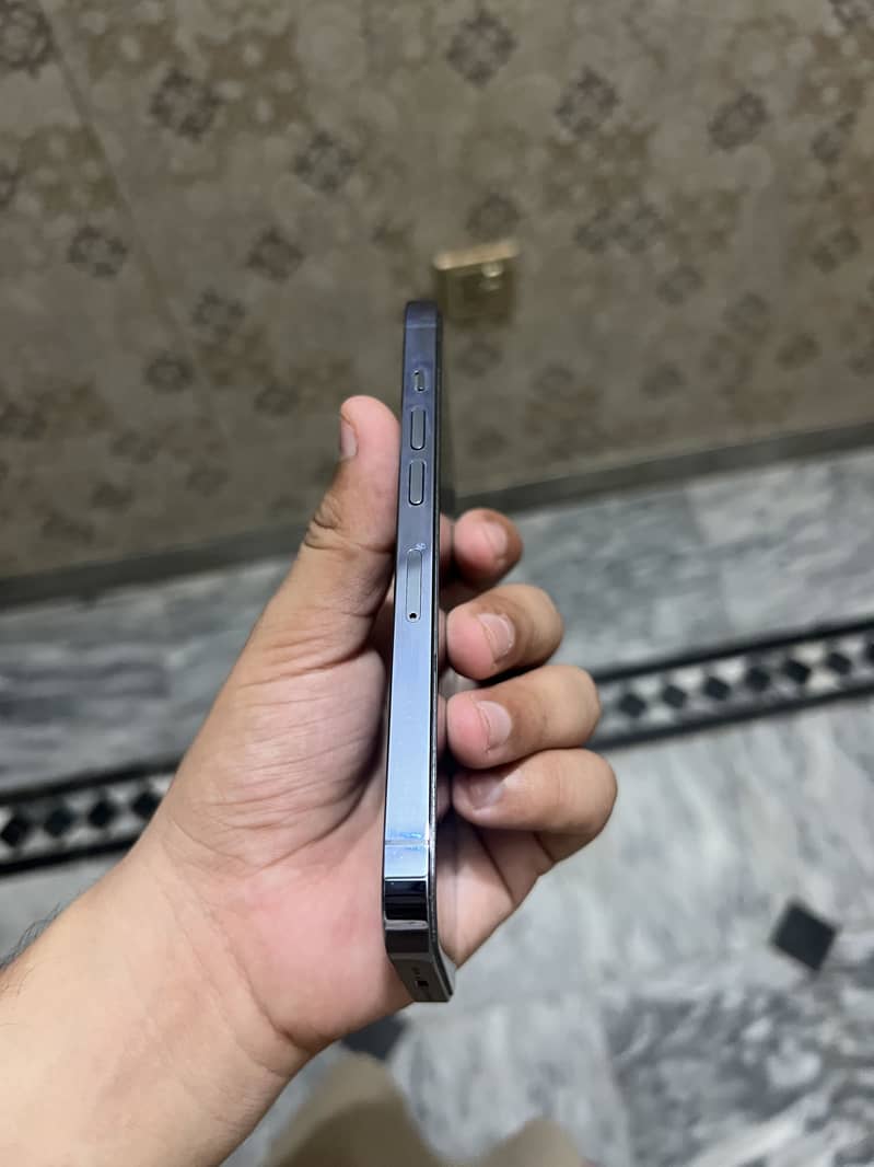 Apple iPhone 13 Pro 5
