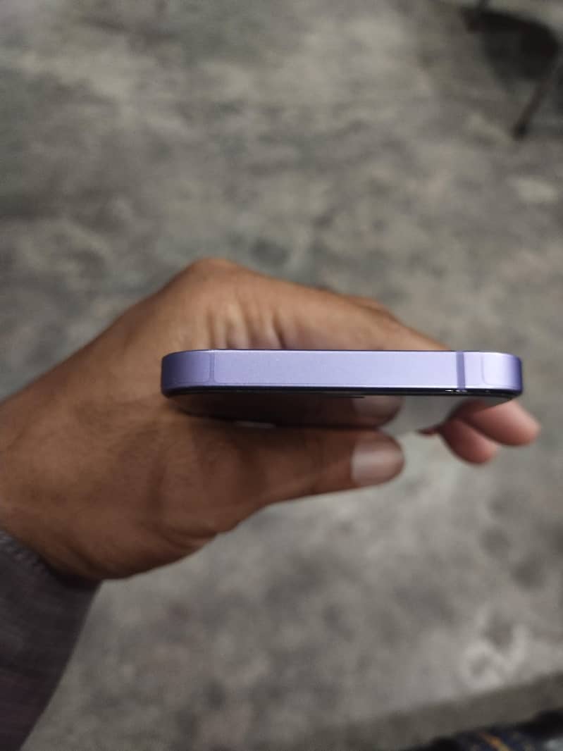 Apple iPhone 12 2