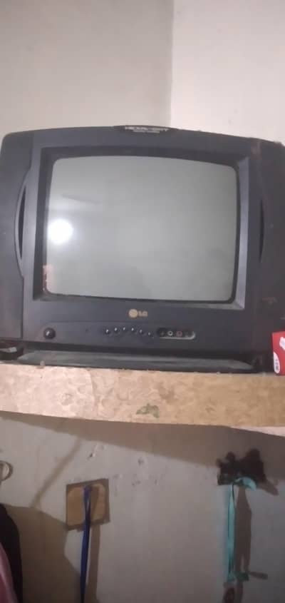 used LG television in good condition