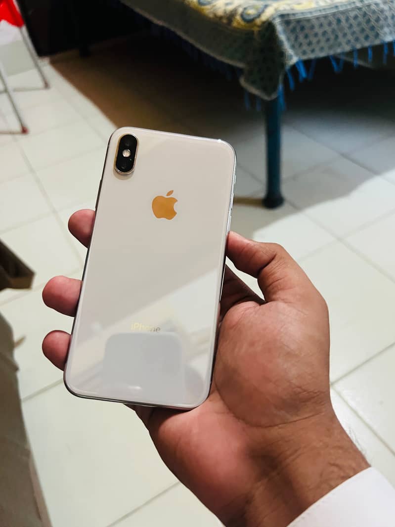 Apple iPhone X 0