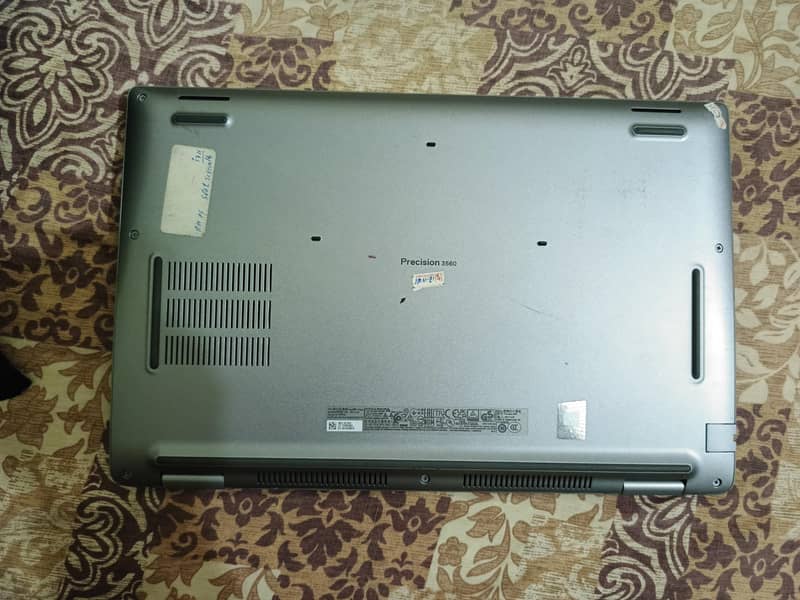 DELL PRECISION 3560 5