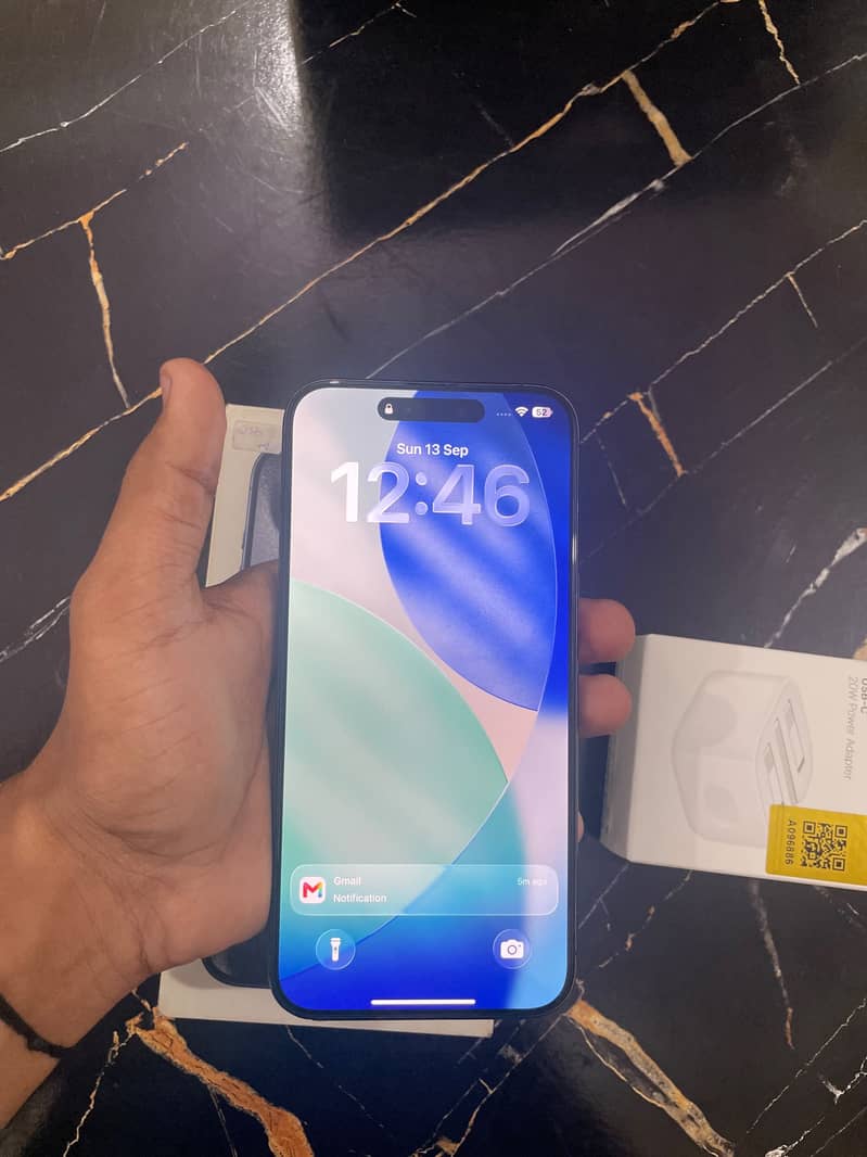 Apple iPhone 15 Pro Max 7