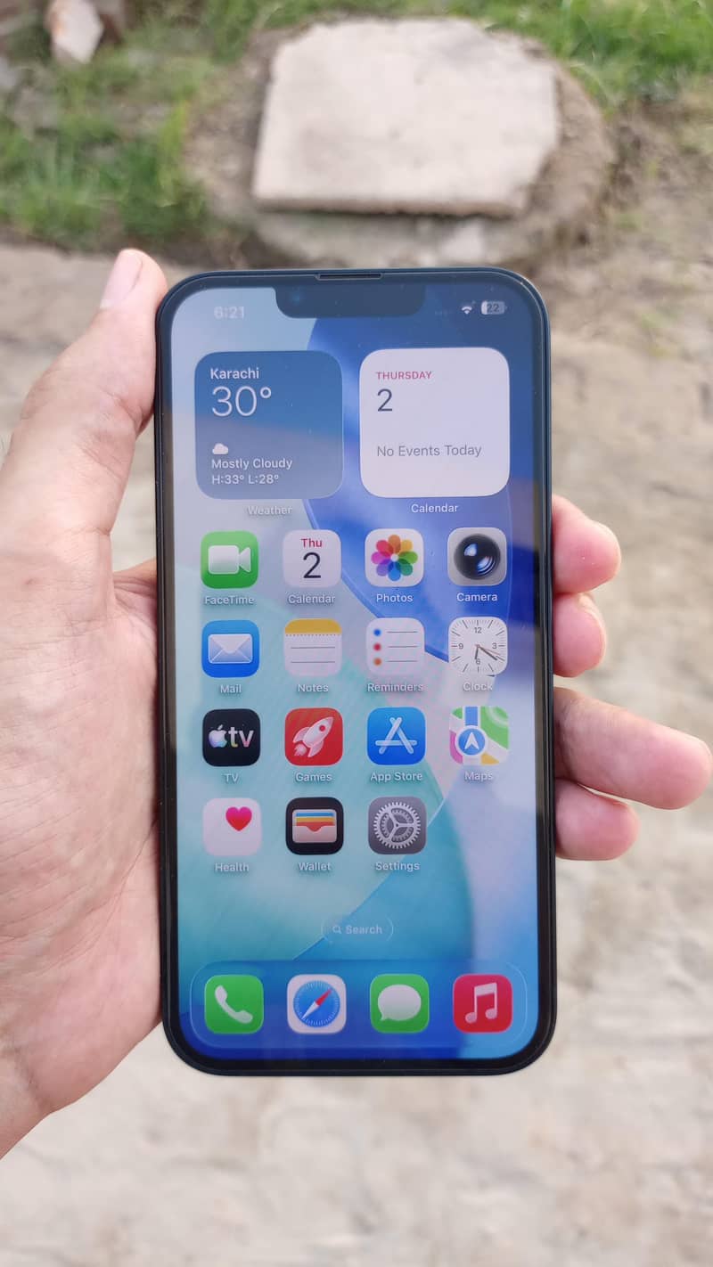 Apple iPhone 13 2