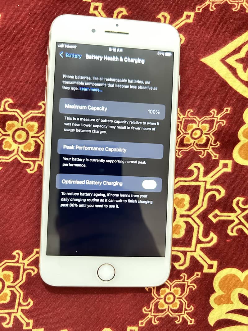 Apple iPhone 8 Plus 3