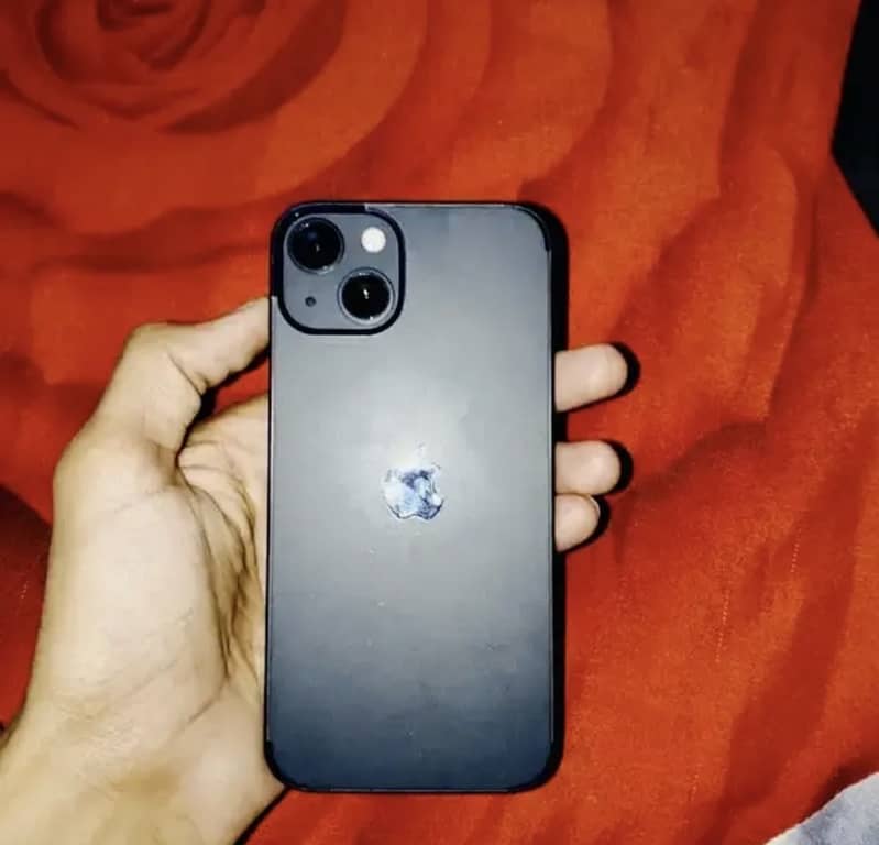Apple iPhone 13 1