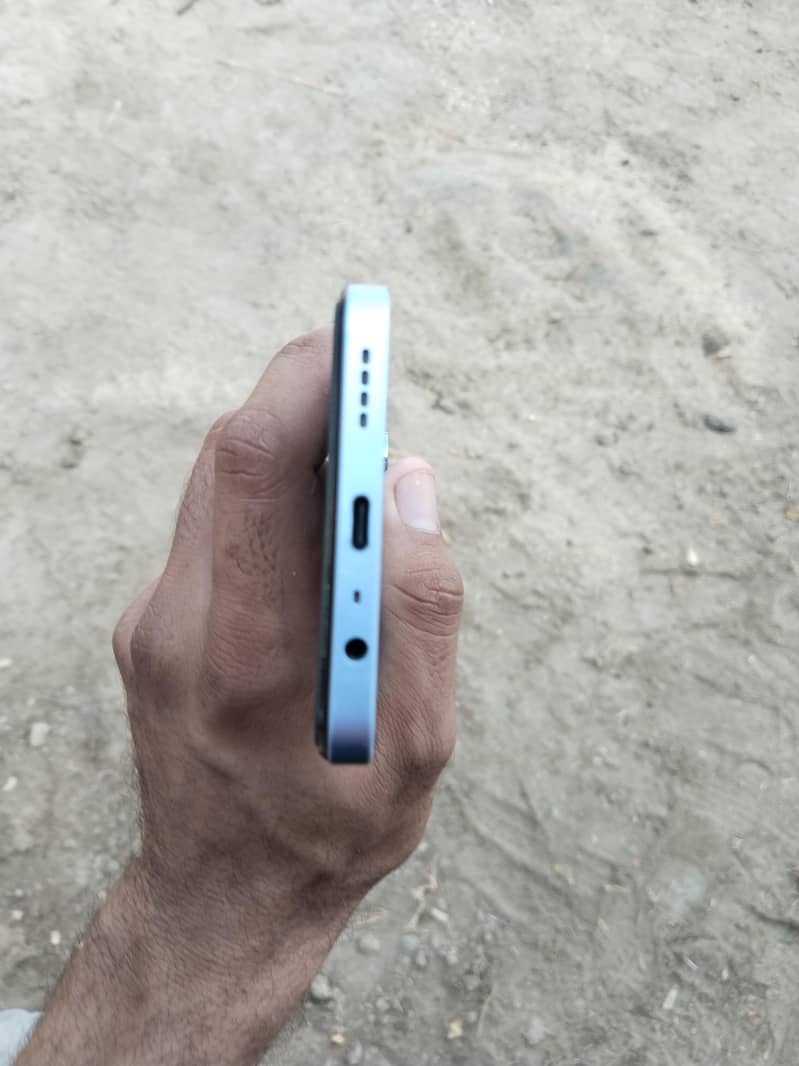 Realme Note 60 2