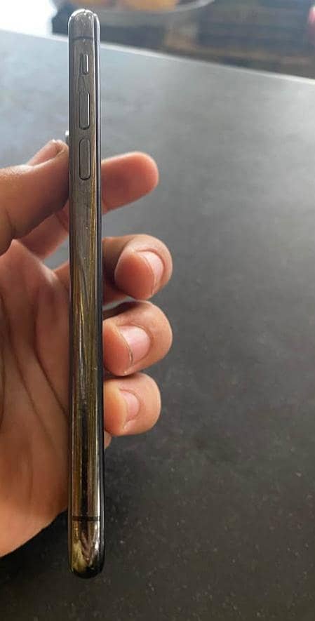 Apple iPhone Xs sim working 1