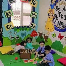 Female Teacher required