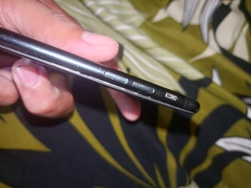 Apple iPhone 7 Plus 2