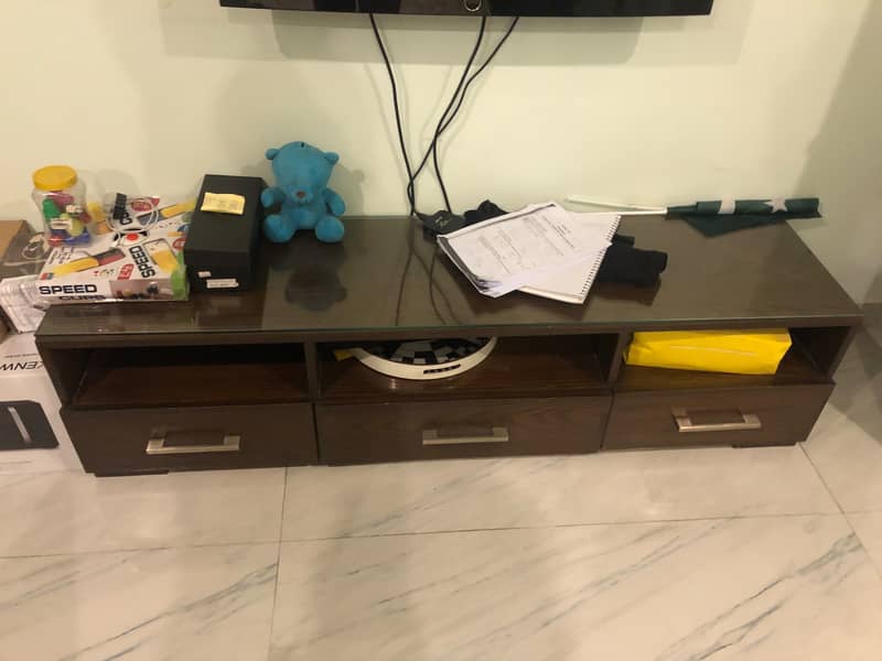 TV console 0