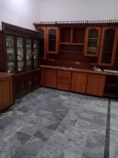 10 Marla Upper Portion for Rent in UET Housing Society, Lahore With Lower Lock Option