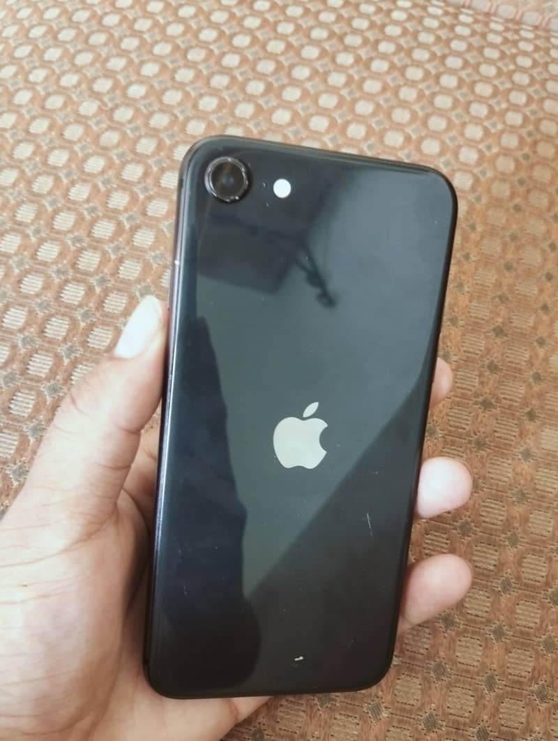 Apple iPhone SE 0