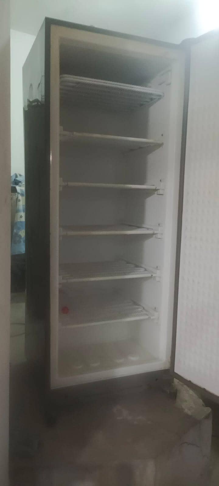 vertical deep freezer 9