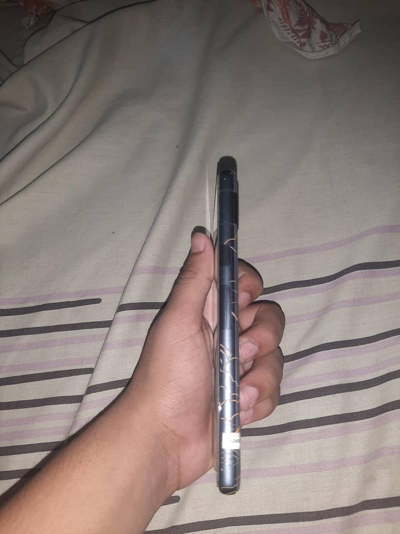 Google Pixel 7a 2