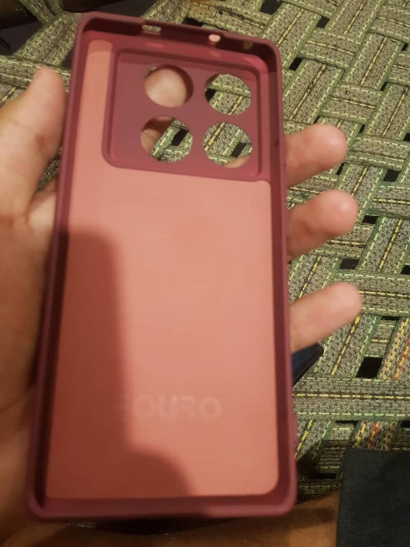 Infinix Note 40 Pro 1