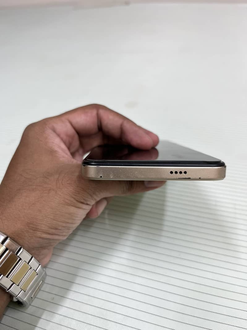 Tecno Spark 20C 4