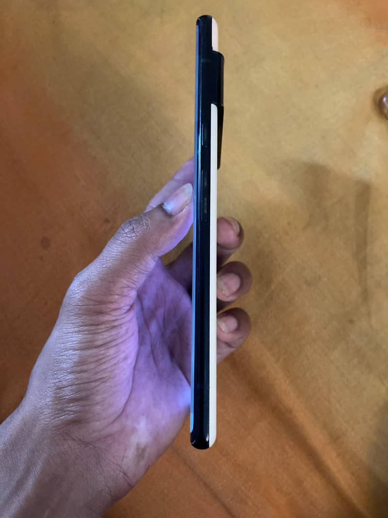 Google Pixel 6 Pro 4