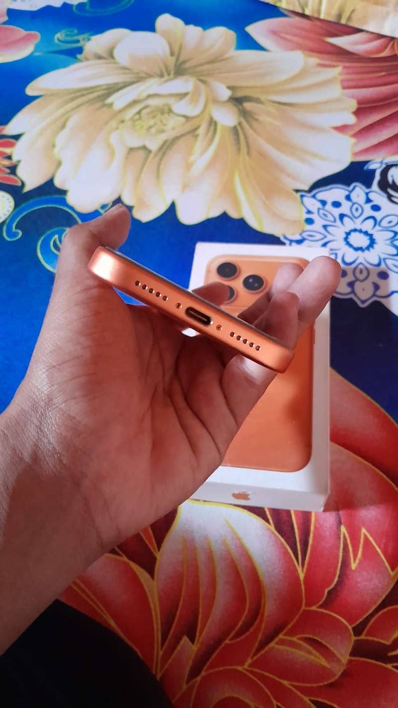 Apple iPhone 17 Pro 6