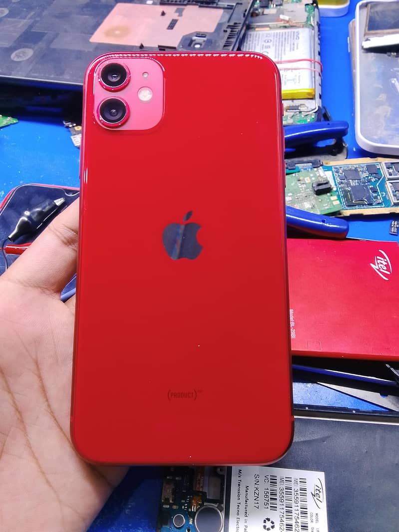 Apple iPhone 11 3
