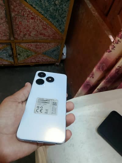 Tecno Spark 10 4/128