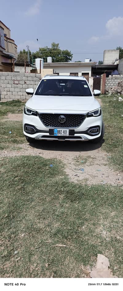 MG HS 2021