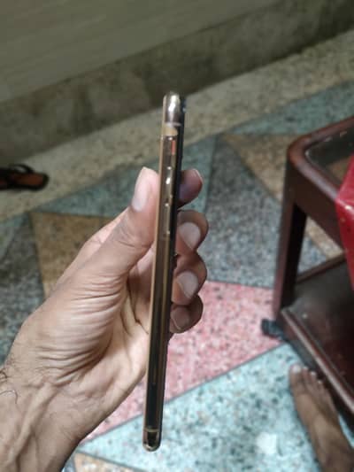 Apple iPhone XS