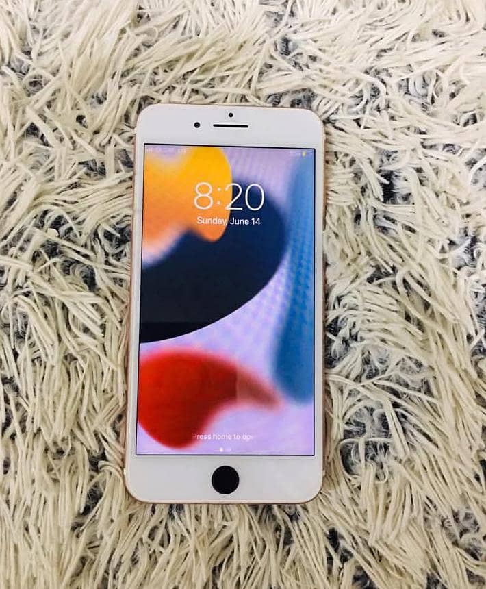 Apple iPhone 7 Plus 1