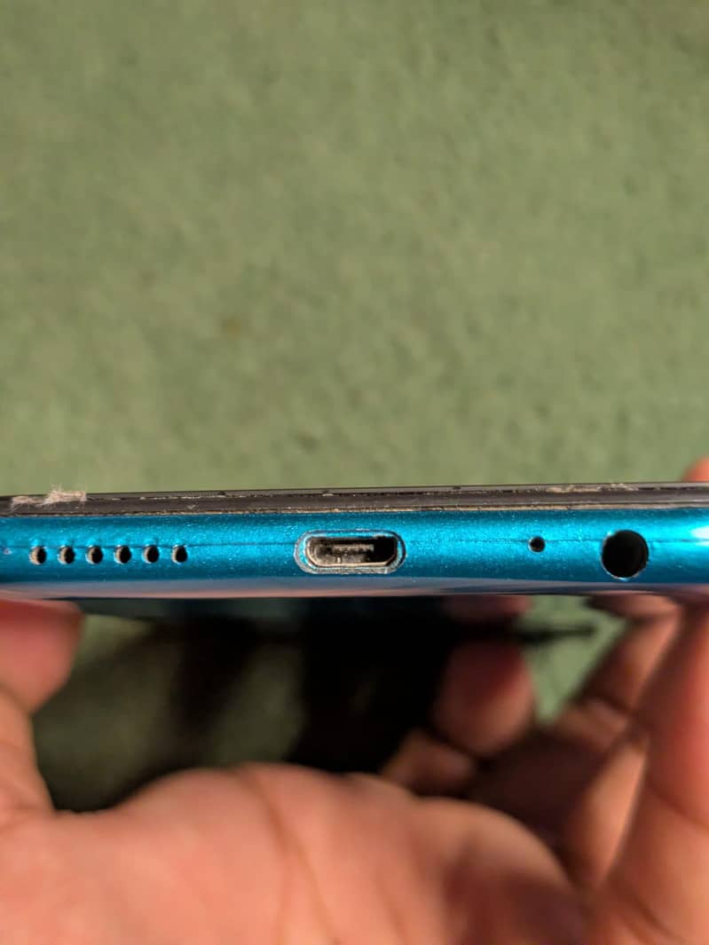 Tecno Spark 4 4