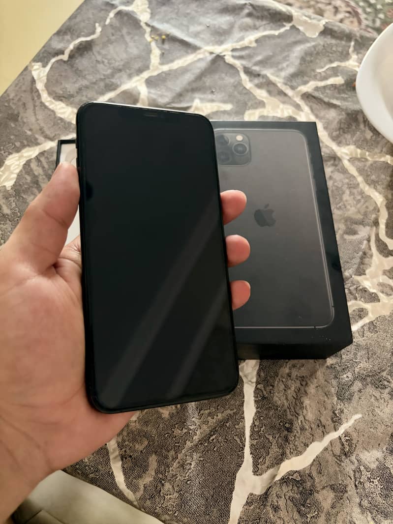 Apple iPhone 11 Pro Max 1