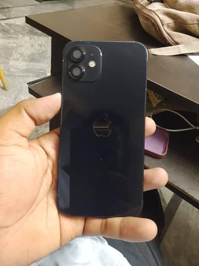 Apple iPhone 12