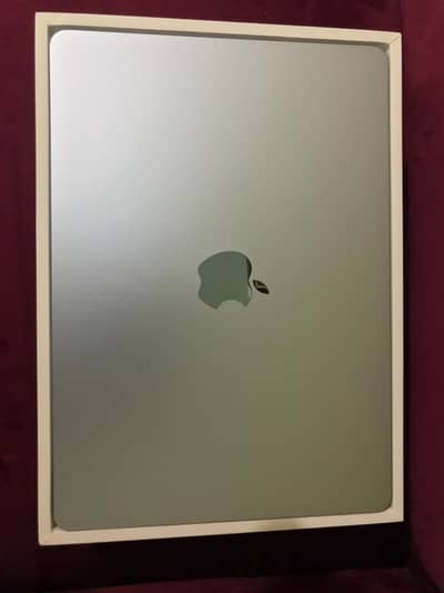 Apple MacBook Air 13" M4 (16GB / 256GB SSD) - Sky Blue - Box & Accesso