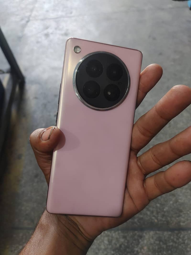 Infinix Zero 40 2
