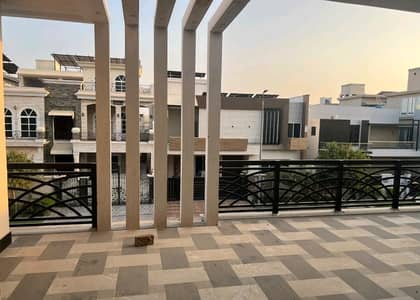 Centrally Located Upper Portion In Royal Orchard - Block C Is Available For Rent