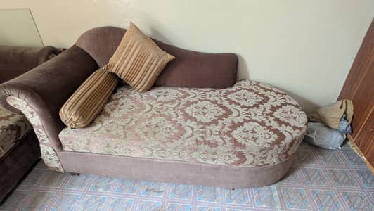 Dewan Sofa Set For Sale