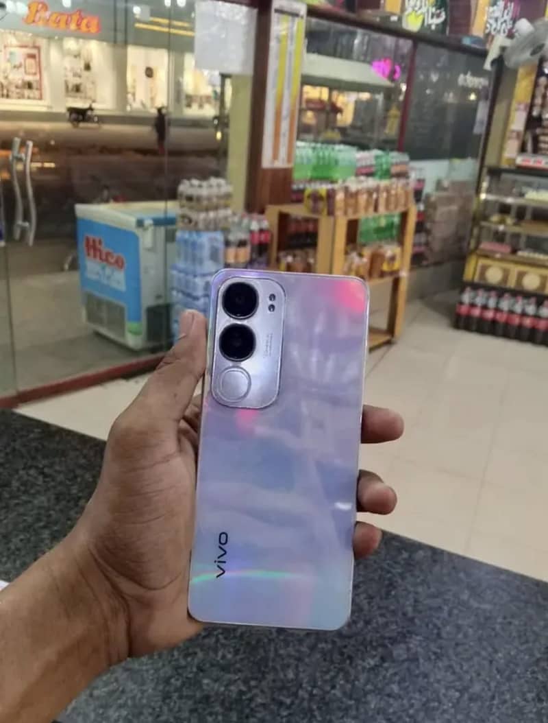 Vivo Y19s 4