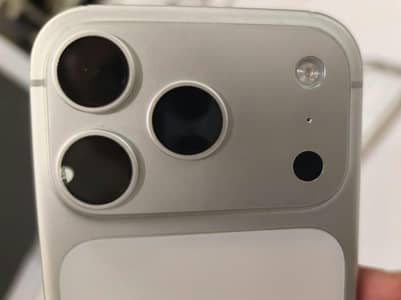 Apple iPhone 17 Pro 256GB Complete Box | 2 Month Used