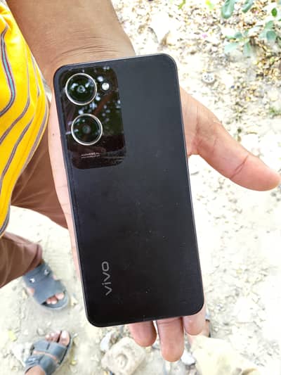Vivo Y18