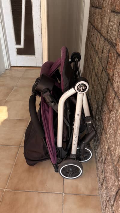 Kinlee baby travel friendly pram