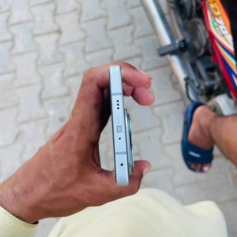 Infinix Note 50 Pro 4