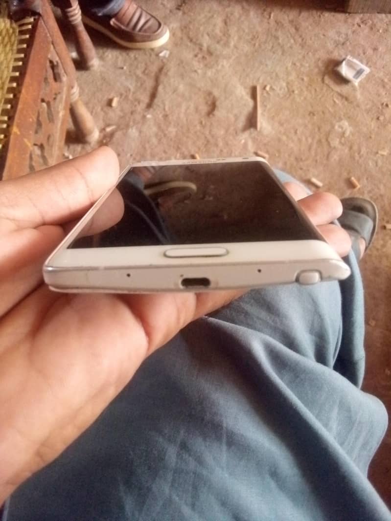 Samsung Mobile Note Edge 3