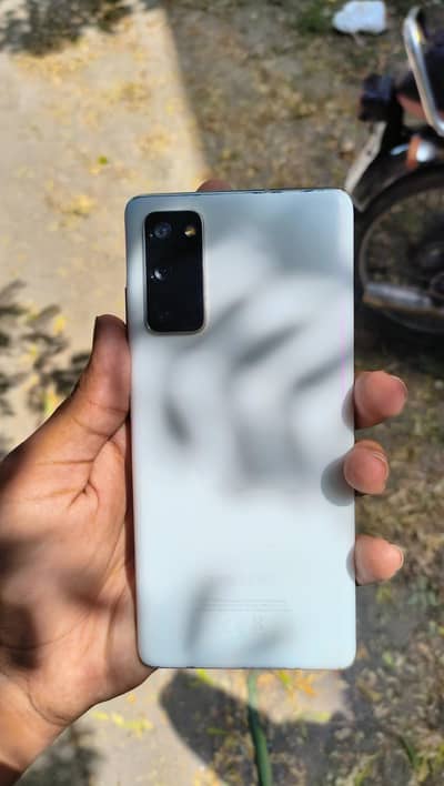 Samsung Mobile S20 FE