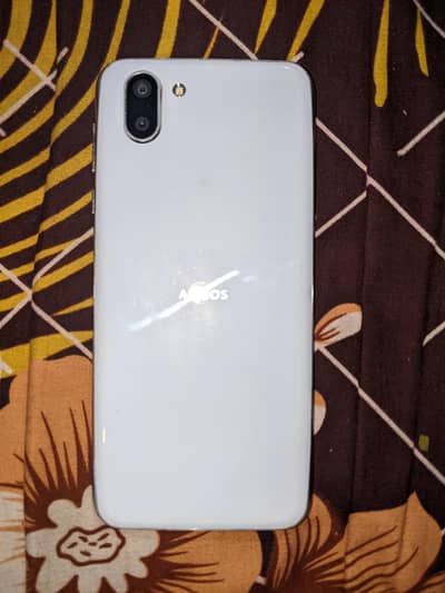 Aquos R2  call ur whatsapp (03039917100)