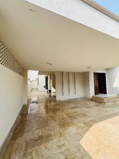 Ready To Buy A House 350 Square Yards In Karachi