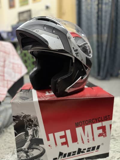 Jiekai JK-902 DOT Certified Helmet – Brand New with Anti-Fog Visor