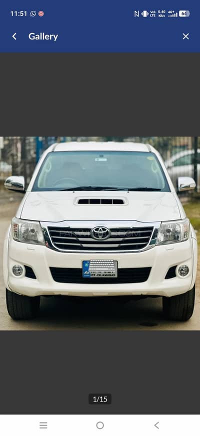 Toyota Hilux invincible UK