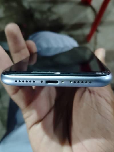 Apple iPhone 11
