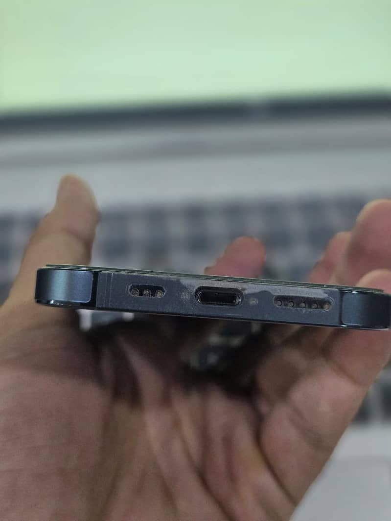 IPhone 12 Pro 6