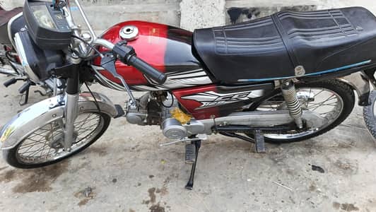 Motor cycle