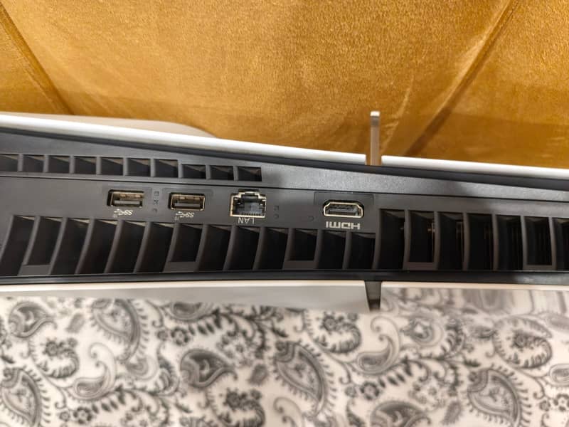 PS5 Slim Disc Edition UK Version | Extra Controller | Complete Box 4